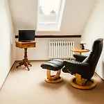 Naturidylle Mit Kamin Und Sauna In Der
