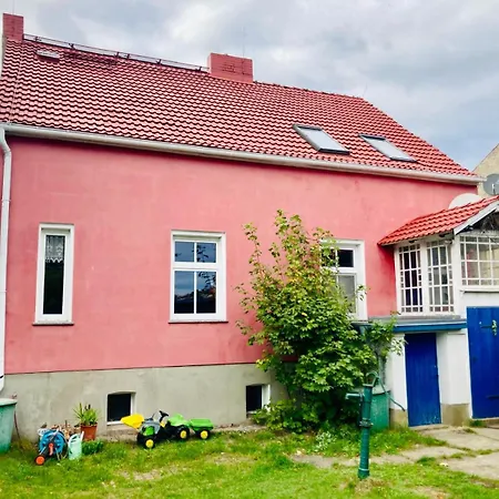 Naturidylle Mit Kamin Und Sauna In Der