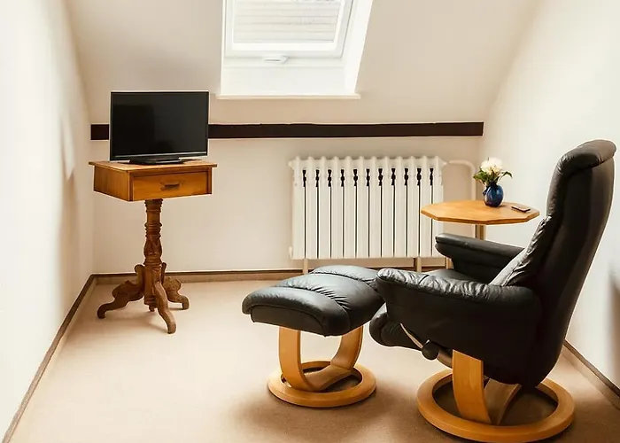 Naturidylle Mit Kamin Und Sauna In Der